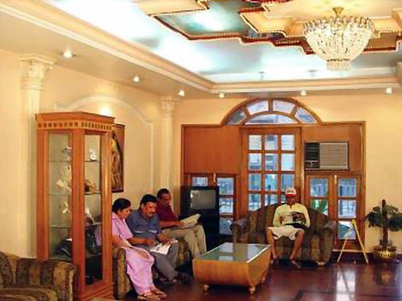 Hotel Pooja Palace Нью-Дели Интерьер фото